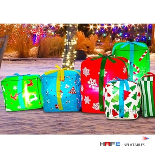 Advertising Inflatables Custom Inflatable Christmas Tree (w/ Santa Gifts)